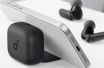 Rated 5 Stars by 5,000 Critiques, These Anker Noise Cancelling Earbuds Are Now Simply $28