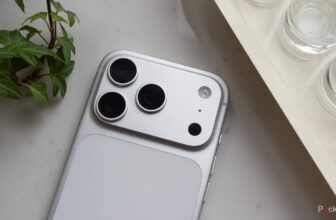 It is lastly the yr of the telephoto digital camera, and I could not be happier