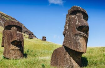 Scientists Simply Solved One of many Most Enduring Mysteries of the Easter Island Statues